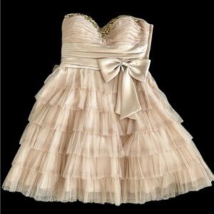 Formal strapless dress size 7/8.